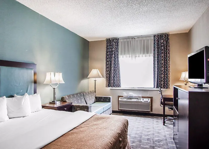 Inn Quality Near Us Highway 34 And I-74